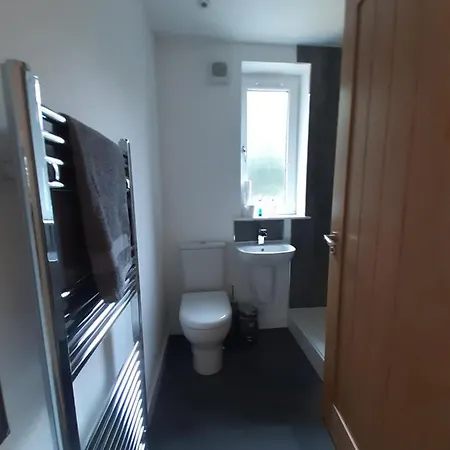 Carvetii - Jade House - 3 Bed House Sleeps Up To 8 Apartment Kelty Exterior photo
